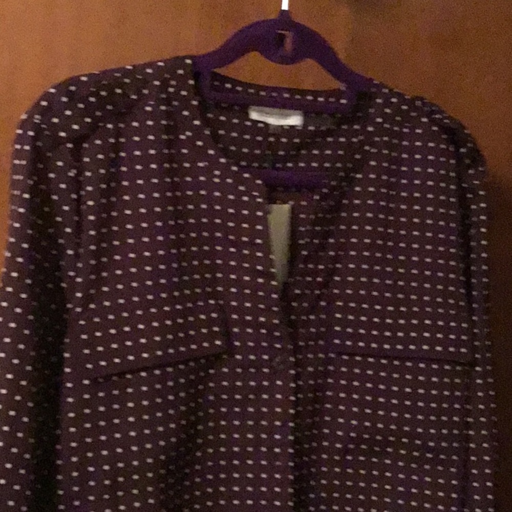 Long sleeve burgundy with white dots